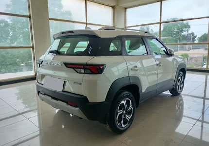Maruti Brezza Smart Hybrid