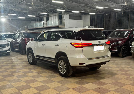 Toyota Fortuner 4x4